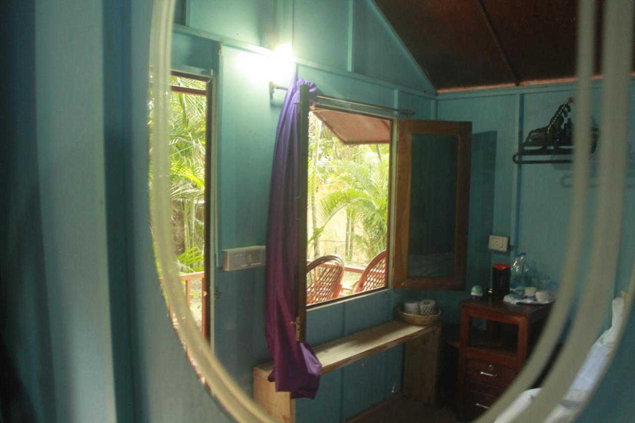 Sea Bird Beach Cafe & Cottages Морджим Экстерьер фото