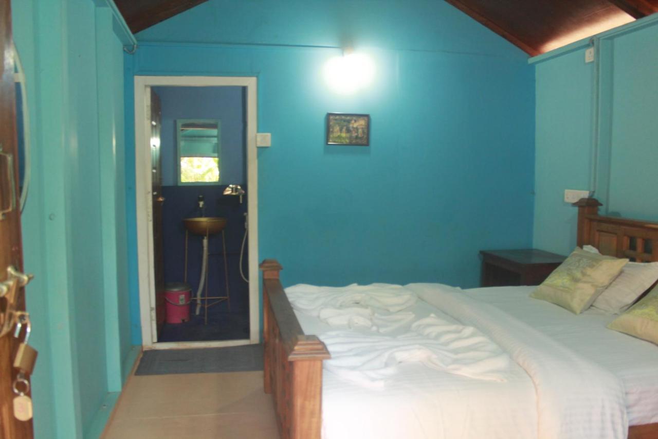 Sea Bird Beach Cafe & Cottages Морджим Экстерьер фото