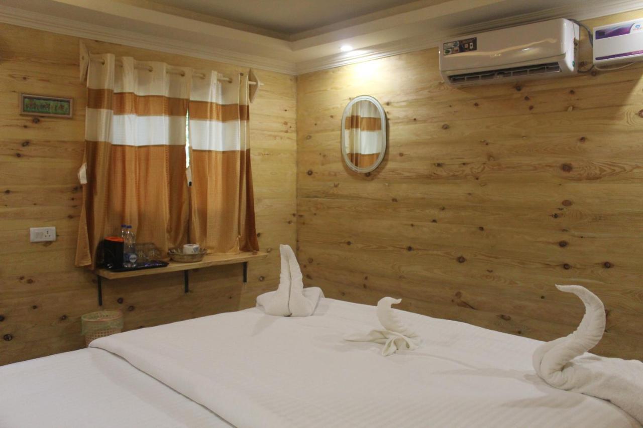 Sea Bird Beach Cafe & Cottages Морджим Экстерьер фото